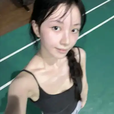 秦睿雨